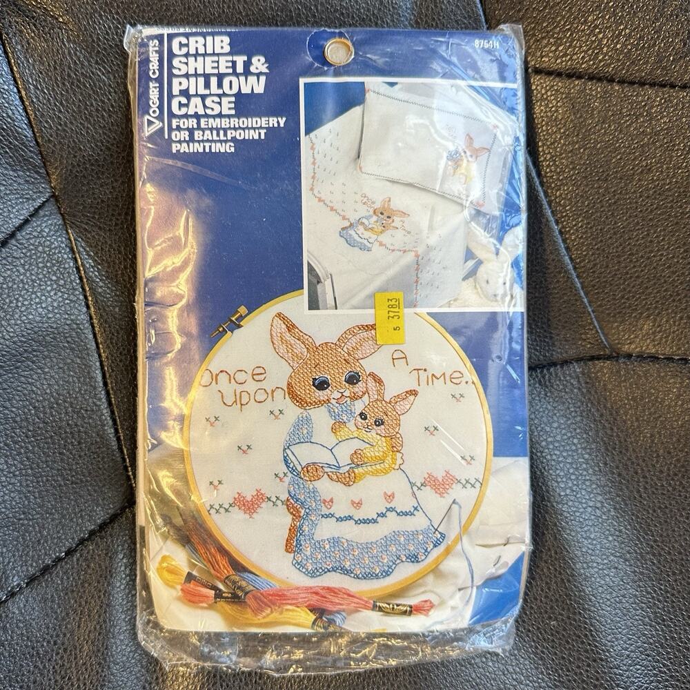 NEW Vogart Crafts Baby Bunny Crib Sheet & Pillow Case Embroidery